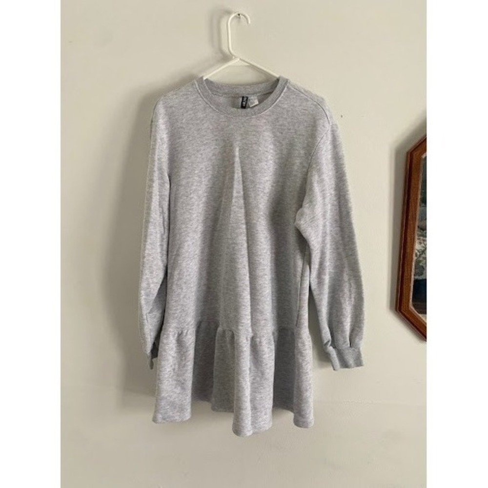 HM Divided Heather Gray Peplum Sweatshirt Dress Long Sleeve Crewneck Medium‎